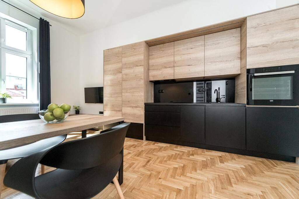 Appartamento Apartament Matejki E Bielsko-Biała Esterno foto